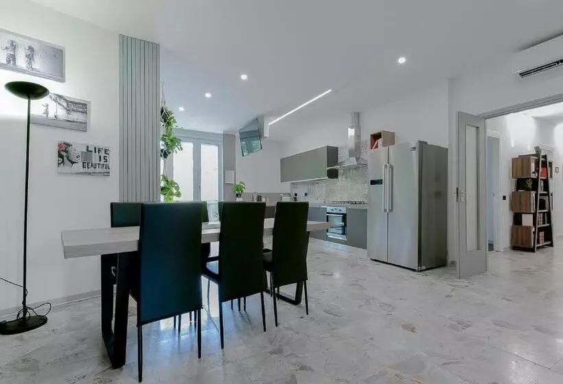 پانسیون Alle Porte Del Centro   Guest House   Reggio Emilia   Ingresso Centro Storico   Parcheggio Gratuito