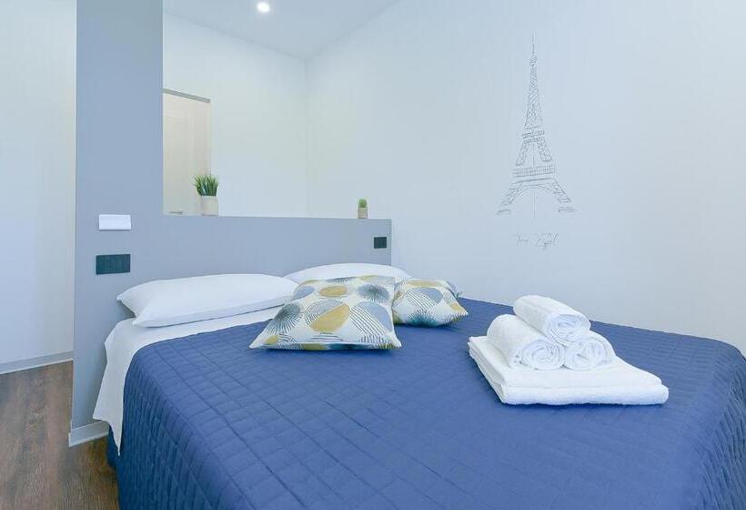 پانسیون Alle Porte Del Centro Guest House Reggio Emilia Ingresso Centro Storico Parcheggio Gratuito