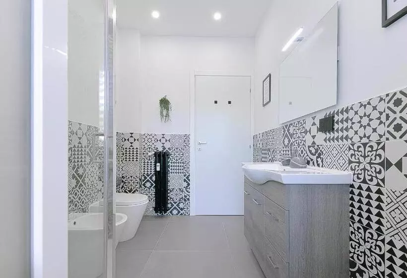 پانسیون Alle Porte Del Centro   Guest House   Reggio Emilia   Ingresso Centro Storico   Parcheggio Gratuito