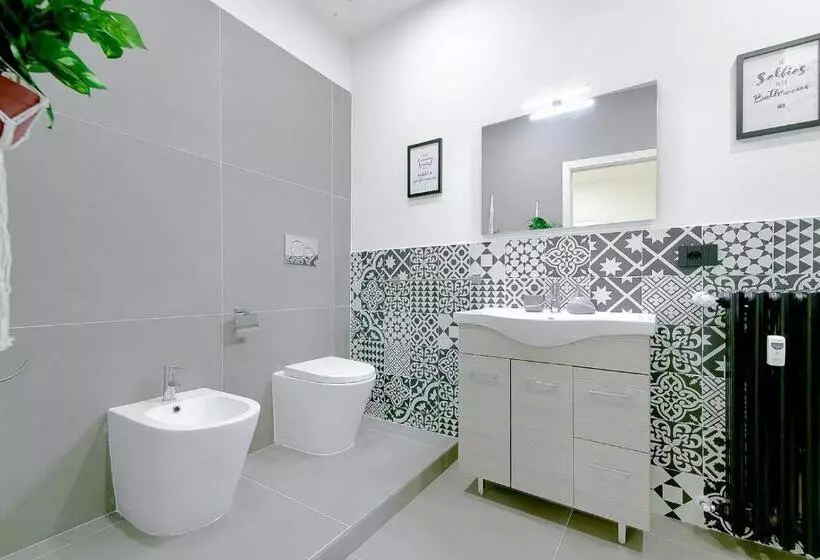 پانسیون Alle Porte Del Centro   Guest House   Reggio Emilia   Ingresso Centro Storico   Parcheggio Gratuito