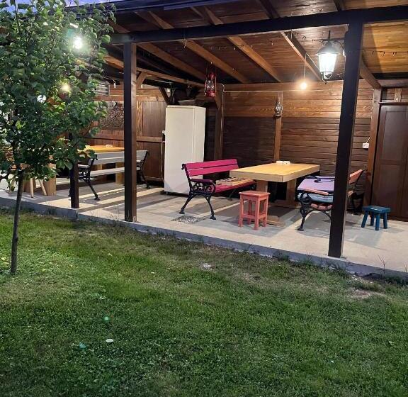 Пансион Casa De Vacanta Tara