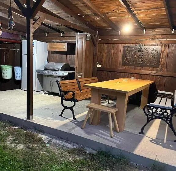 Majatalo Casa De Vacanta Tara