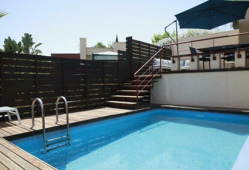 Private Pool Luxurious Villa In Benahavis