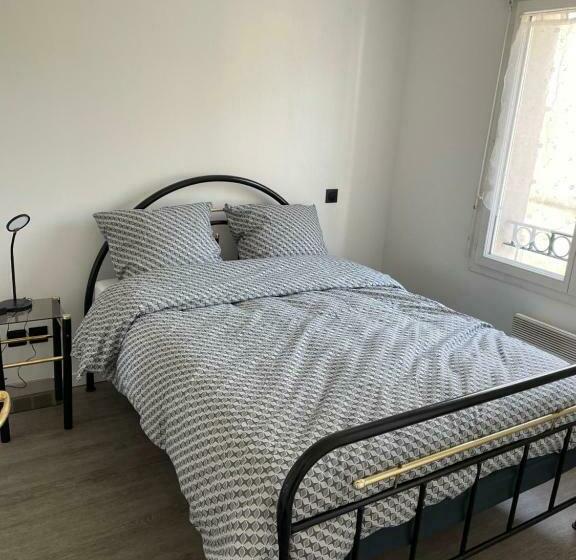 Superbe Appartement Proche De Tout, Climatisé