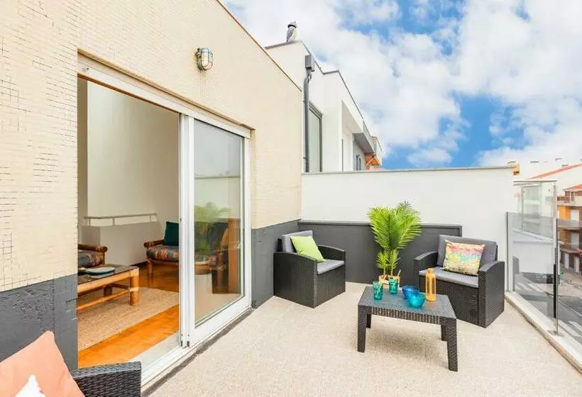 Vila Do Conde Sea House