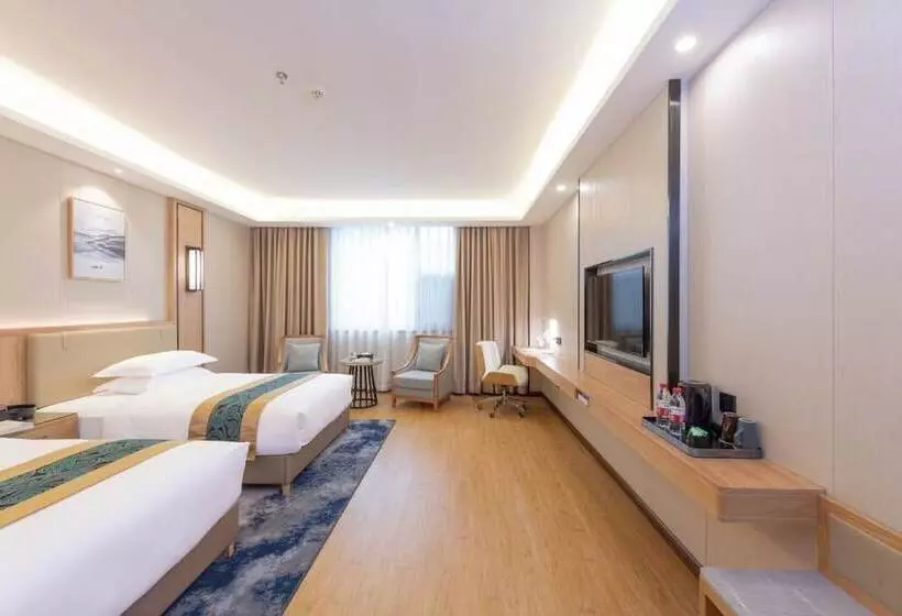 فندق Garden Holiday