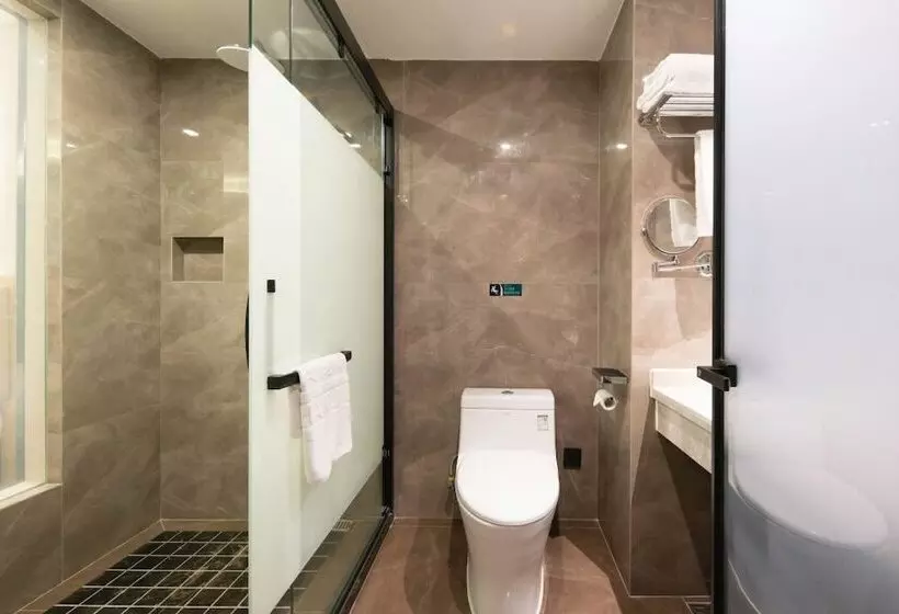 فندق Garden Holiday