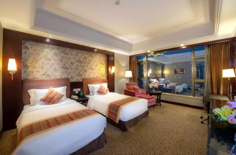 Отель Qingyuan International