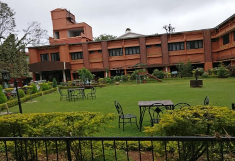 Hotel The Highgarden