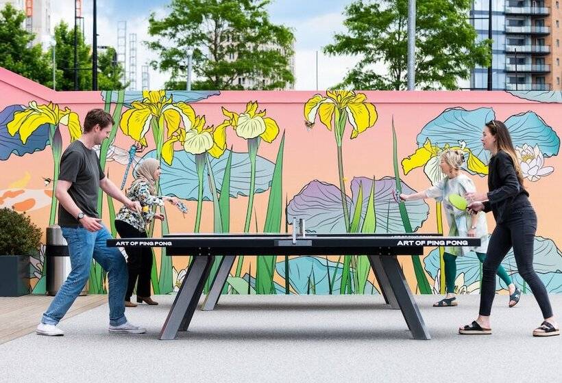 هتل Tribe London Canary Wharf