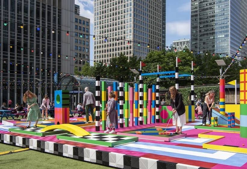 هتل Tribe London Canary Wharf