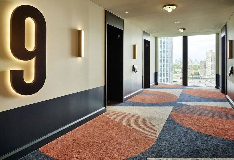 هتل Tribe London Canary Wharf