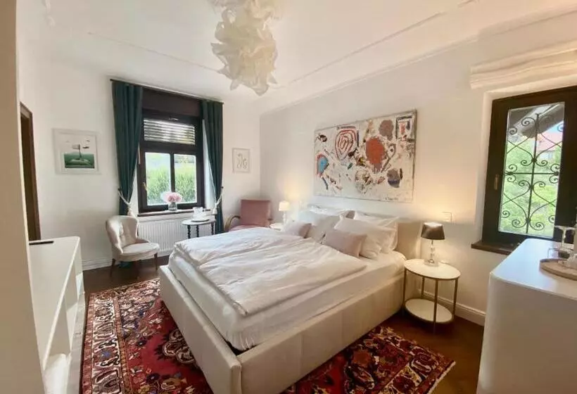 هتل Villa Pomona