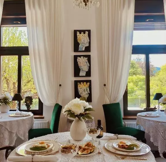 هتل Villa Pomona