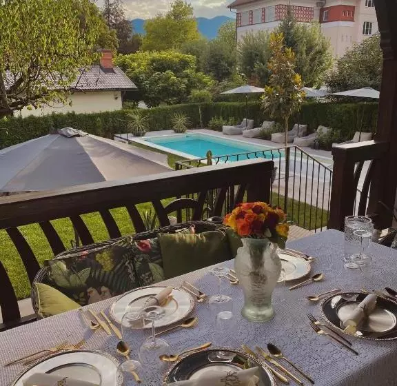 هتل Villa Pomona