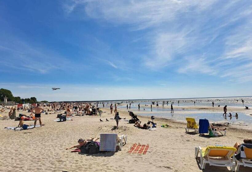 Kena, Rõduga Külaliskorter Aisa 39