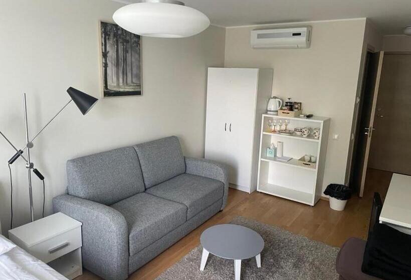 Kena, Rõduga Külaliskorter Aisa 39