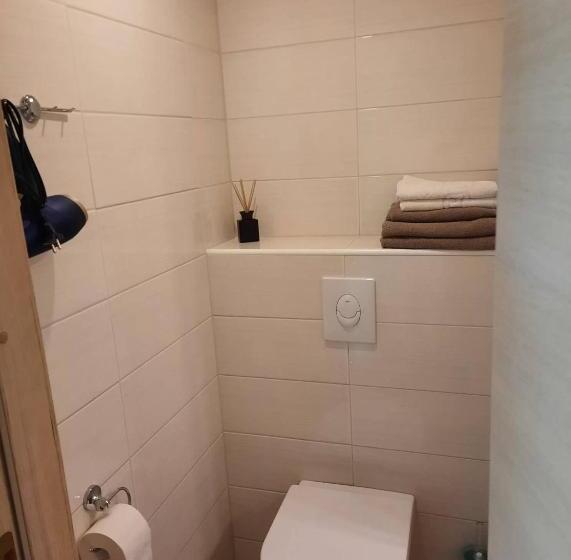 Kena, Rõduga Külaliskorter Aisa 39