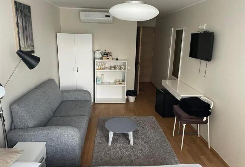 Kena, Rõduga Külaliskorter Aisa 39