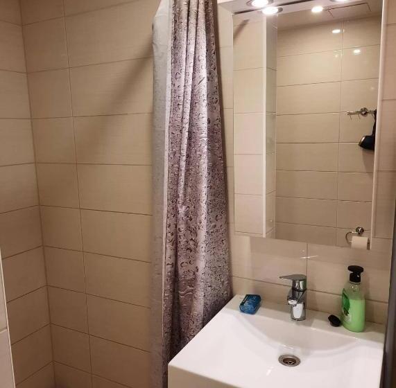 Kena, Rõduga Külaliskorter Aisa 39