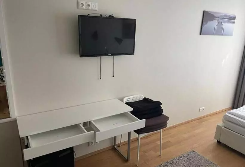 Kena, Rõduga Külaliskorter Aisa 39