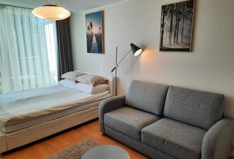 Kena, Rõduga Külaliskorter Aisa 39