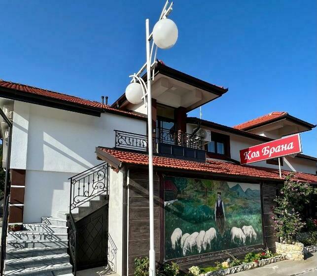 مُتل Prenociste Kod Brana