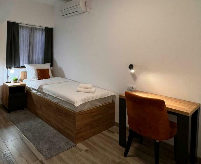 مُتل Prenociste Kod Brana