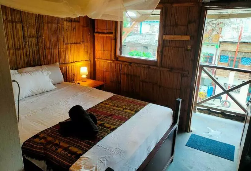 Munay Backpacker Hostel