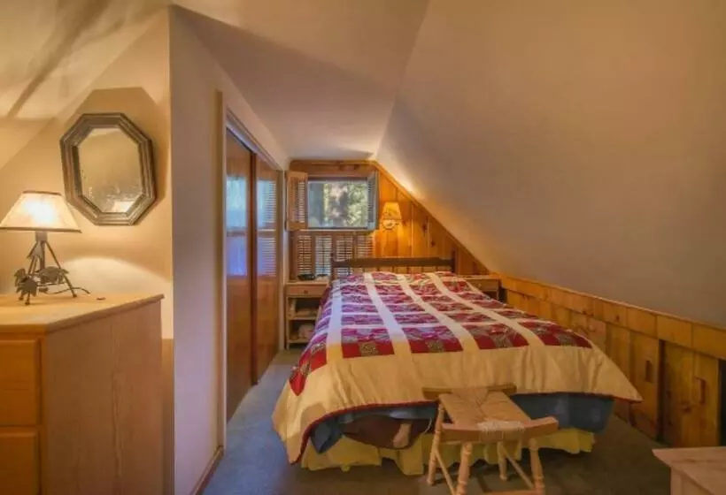 Owls Peak By Avantstay Private Pine Tree Cabin Mins From The Water