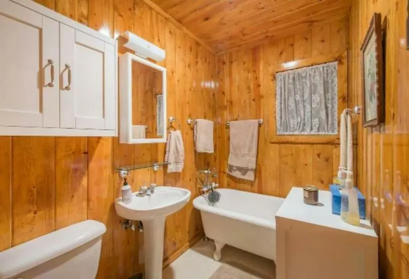 Owls Peak By Avantstay Private Pine Tree Cabin Mins From The Water