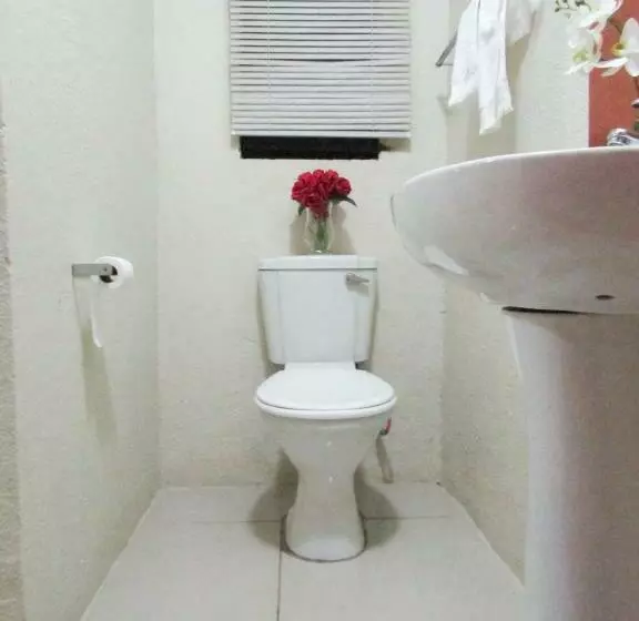 Majatalo Khaya Guesthouse