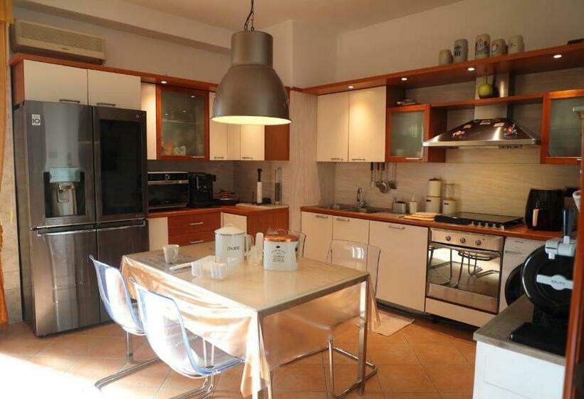 פנסיון Stanza In Appartamento Incantevole Con Camino Adelfia Bari