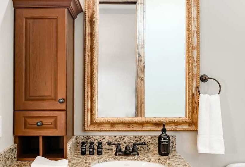 Primrose By Avantstay Extravagant Desert Estate W Theater Pool