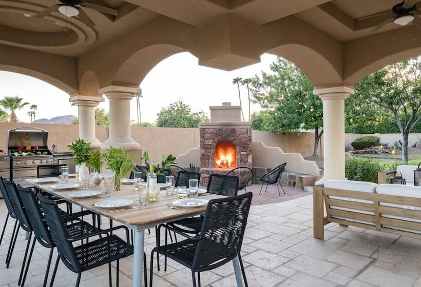 Primrose By Avantstay Extravagant Desert Estate W Theater Pool