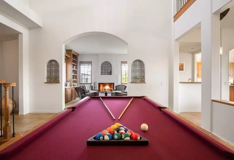 Villa Verdot By Avantstay Spectacular 6 Br Estate W Pool, Hot Tub, Tennis& B Ball Courts