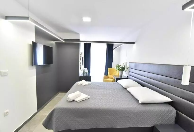 تختخواب و صبحانه Mido Rooms