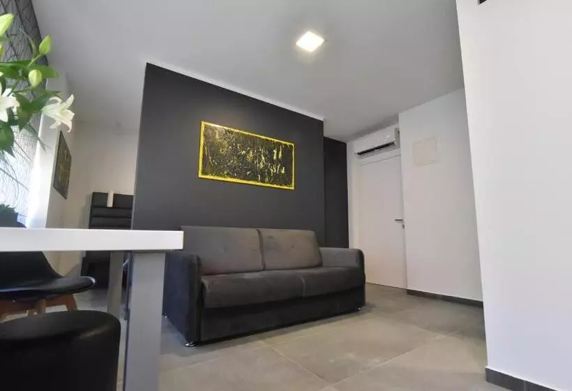 تختخواب و صبحانه Mido Rooms