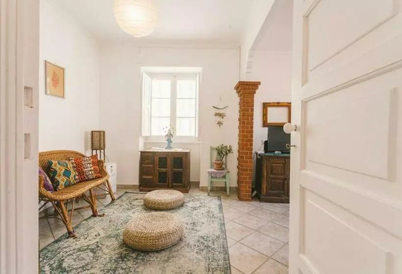 Best Houses 56   Charming House In Peniche