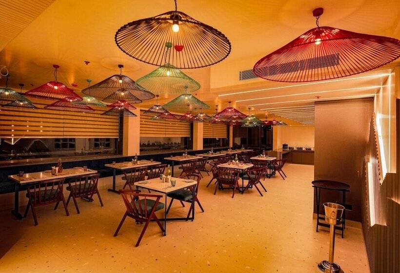 Hotel Infinitea Centric Dharamshala