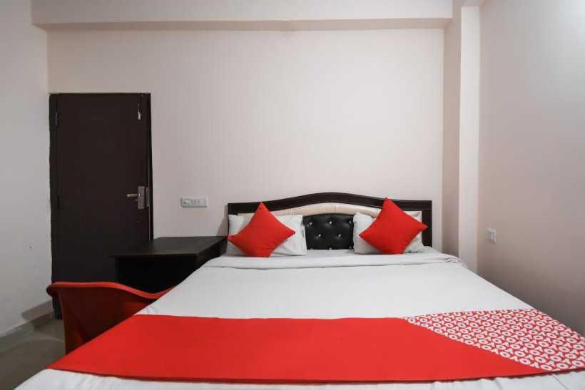 هتل Pop 91393 Krishna Residency Inn