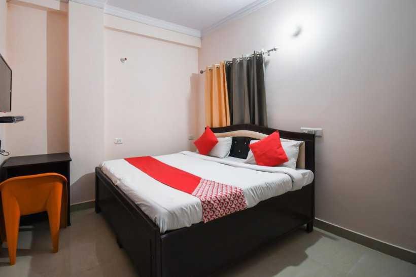 هتل Pop 91393 Krishna Residency Inn