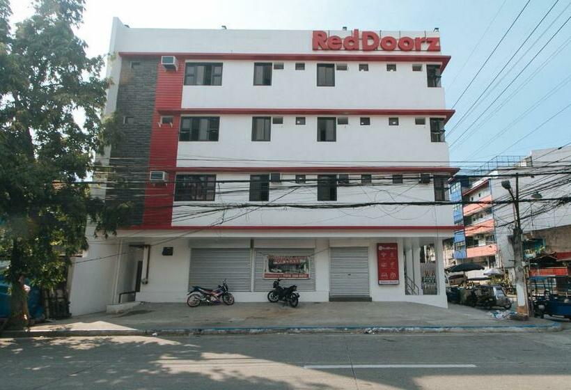 Hotelli Reddoorz Near Ust Sampaloc Manila