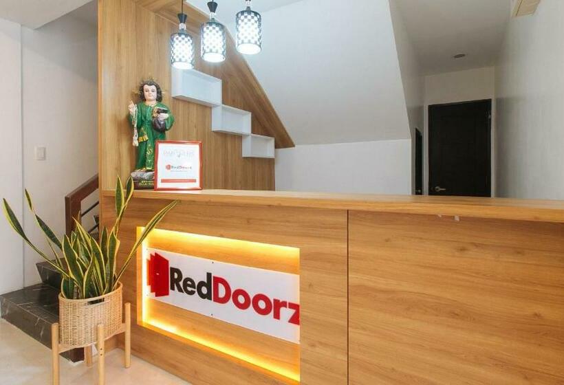 Hotelli Reddoorz Near Ust Sampaloc Manila