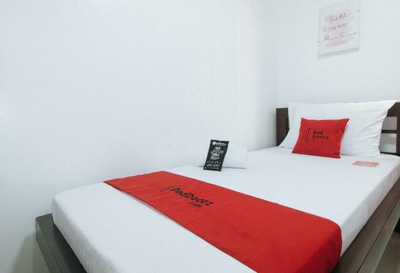 Hotel Reddoorz Near Ust Sampaloc Manila