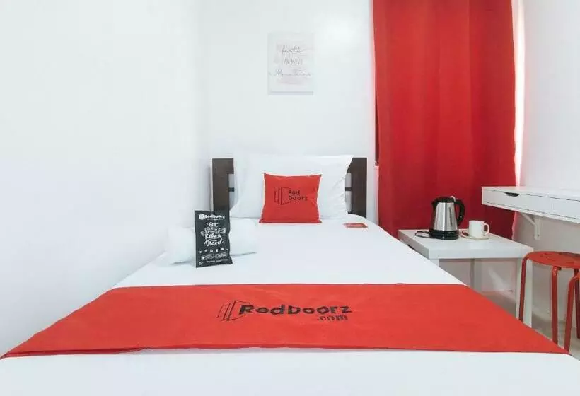 هتل Reddoorz Near Ust Sampaloc Manila
