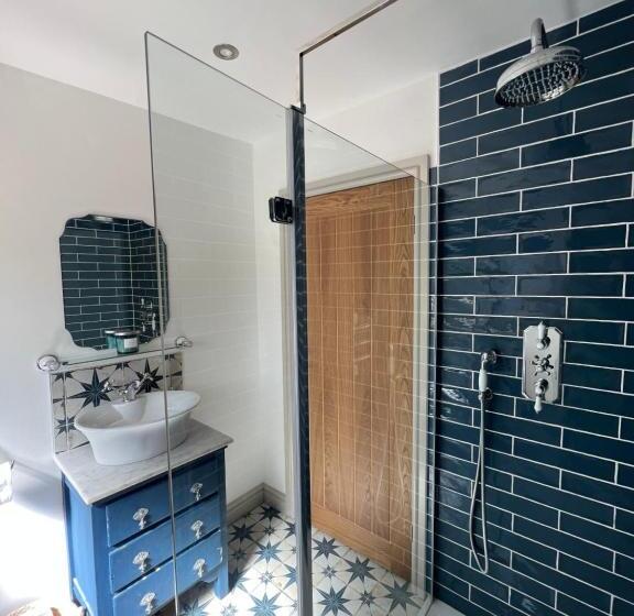 Mulberry House   Morpeth Town Centre   Hot Tub