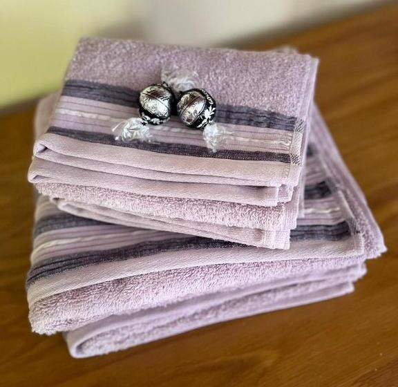 פנסיון Il Gufo E Il Gatto Del Lago