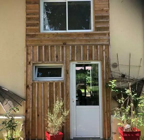 Chez Marie Et Jean Nature Calme Terrasse Parking