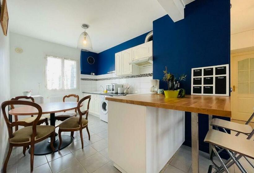 Superb Apartment 10 Min Walk From The Castle